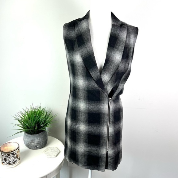 WAYF Long Plaid Vest Womens Asymmetrical Sleeveless size XS - Picture 1 of 9